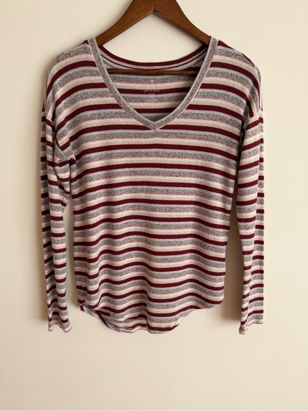 American Eagle Soft & Sexy Plush Striped V-Neck Long Sleeve Top Burgundy Cream S